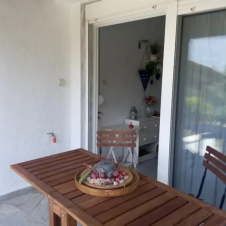 Forest Beachouse Near * פורקה